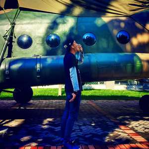 淫棍入室强奸美女视频
